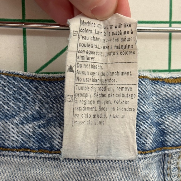 Carhartt Traditional Fit Distressed Light Wash Jeans 36x32 - Picture 15 of 15